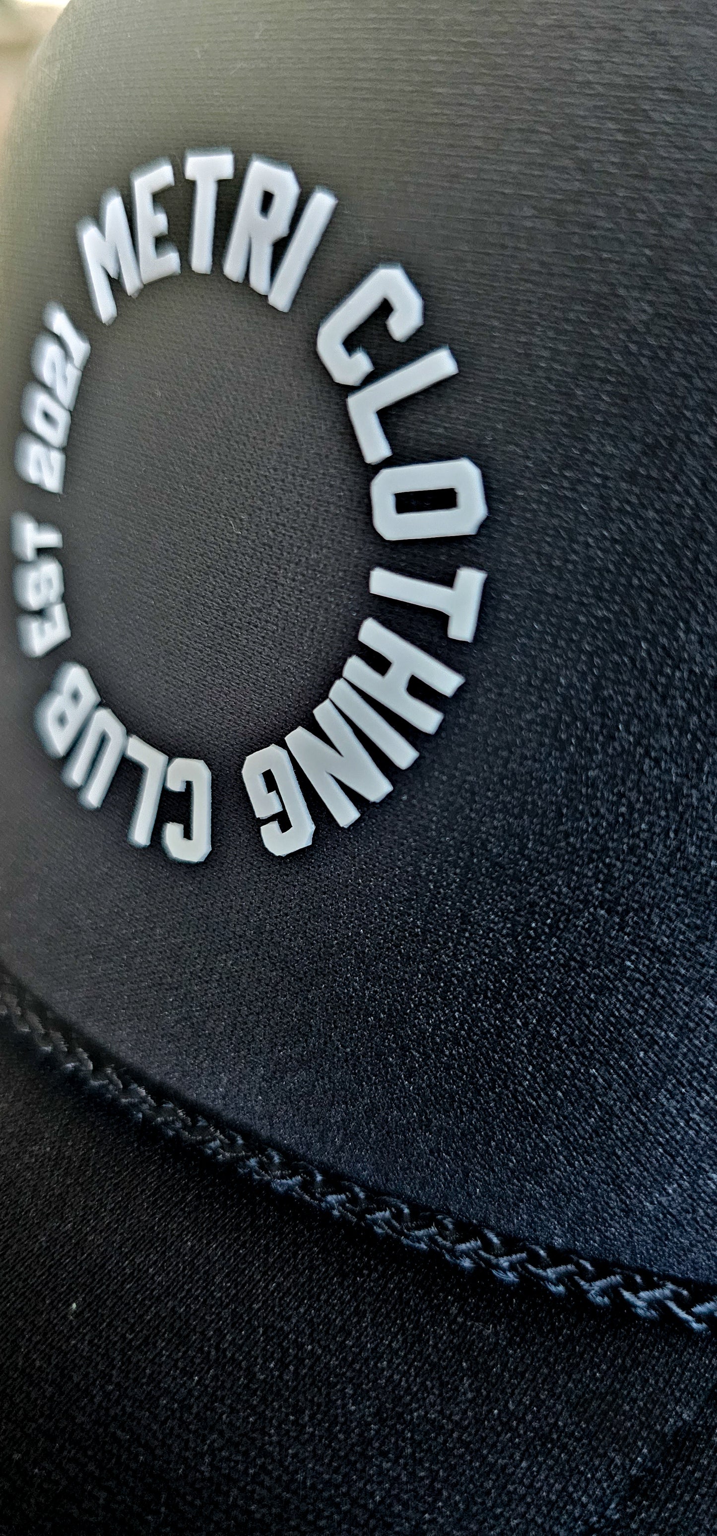 Metri Truck: Clothing Club (Black)