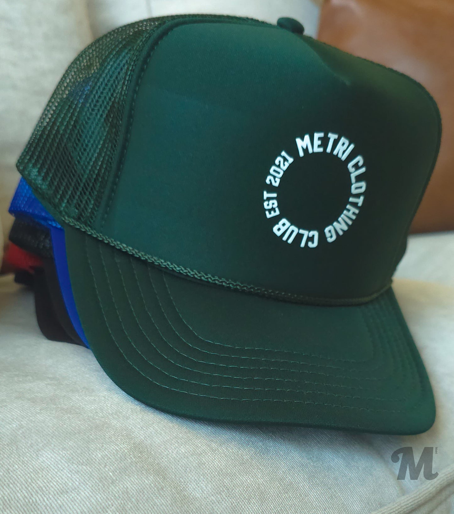 Metri Truck: Clothing Club (Forest Green)