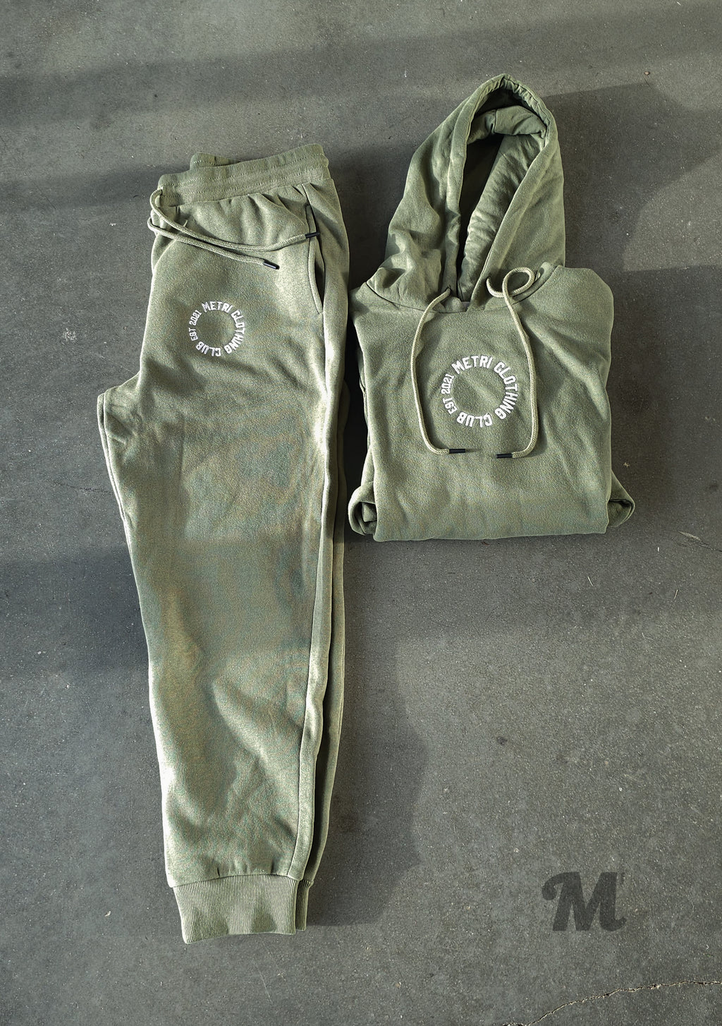 Metri Sweatsuit Olive