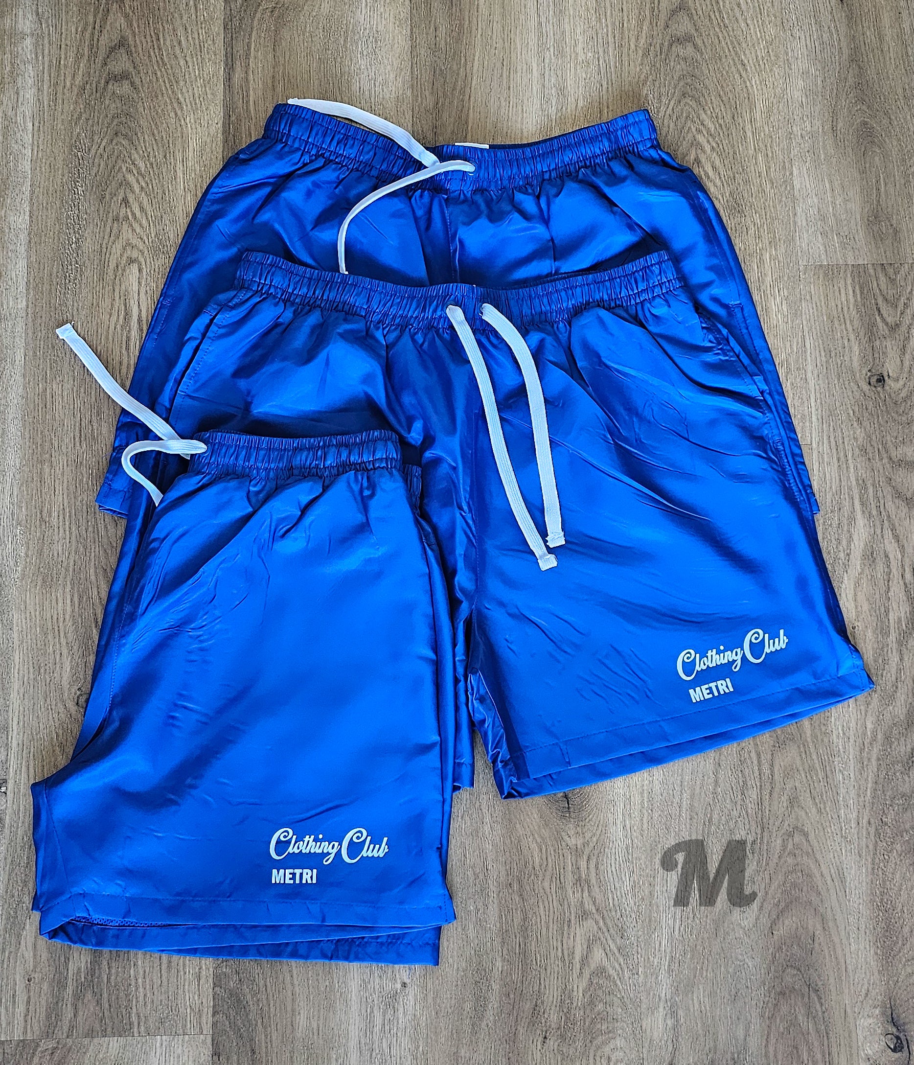 Clothing Club: Nylon Royal shorts