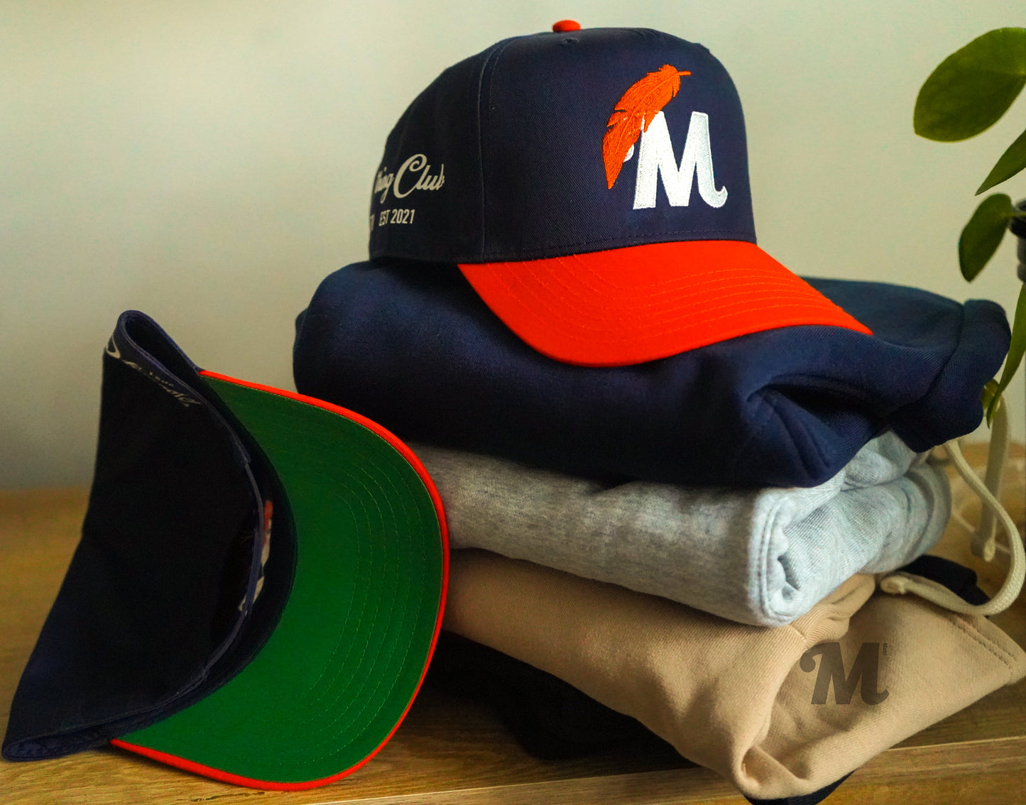 Metri Feather logo Snapback (Navy/Orange)