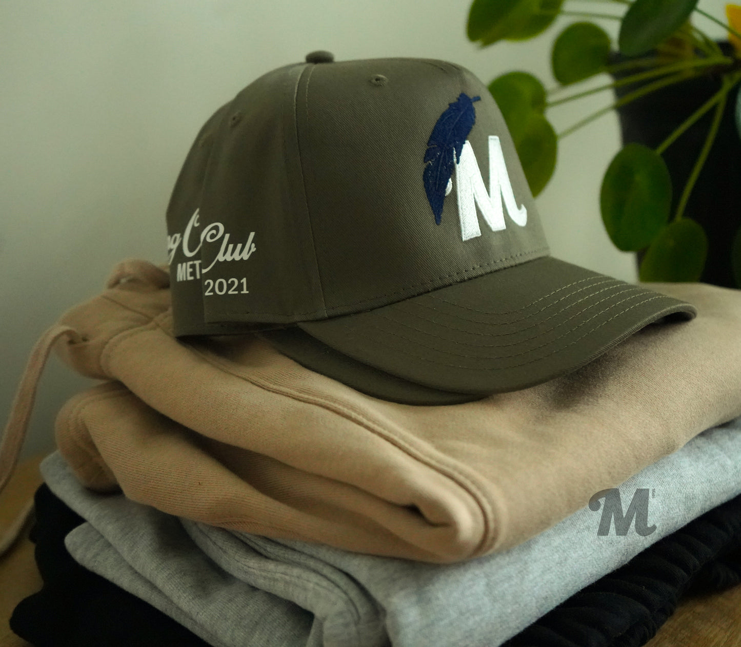 Metri Feather logo Snapback (Olive)