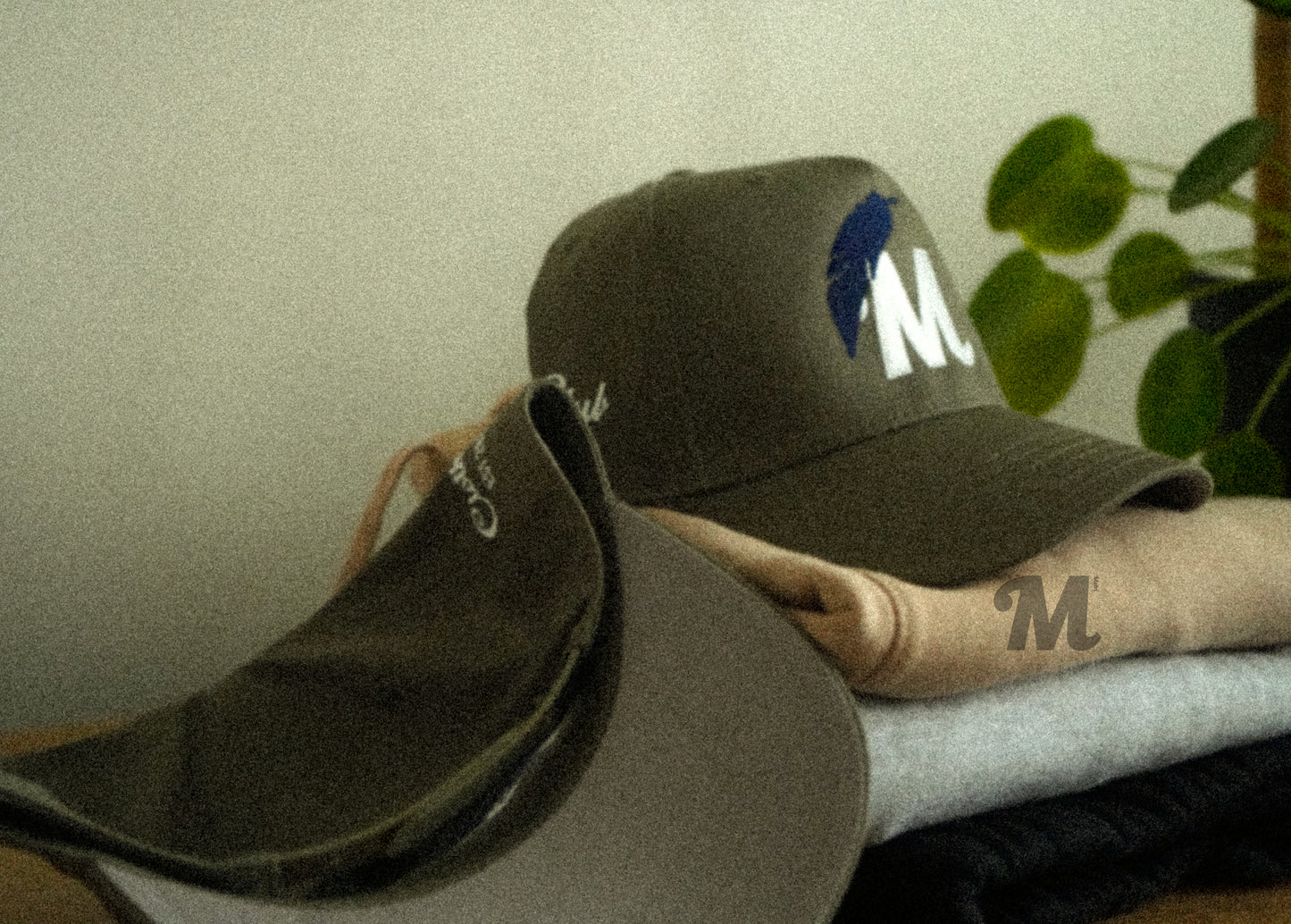 Metri Feather logo Snapback (Olive)