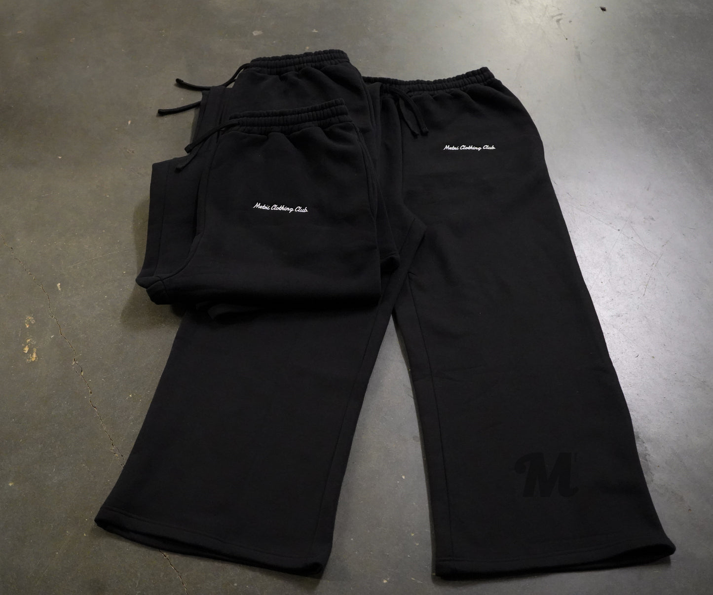 Metri Wide Leg SweatPants (Black)