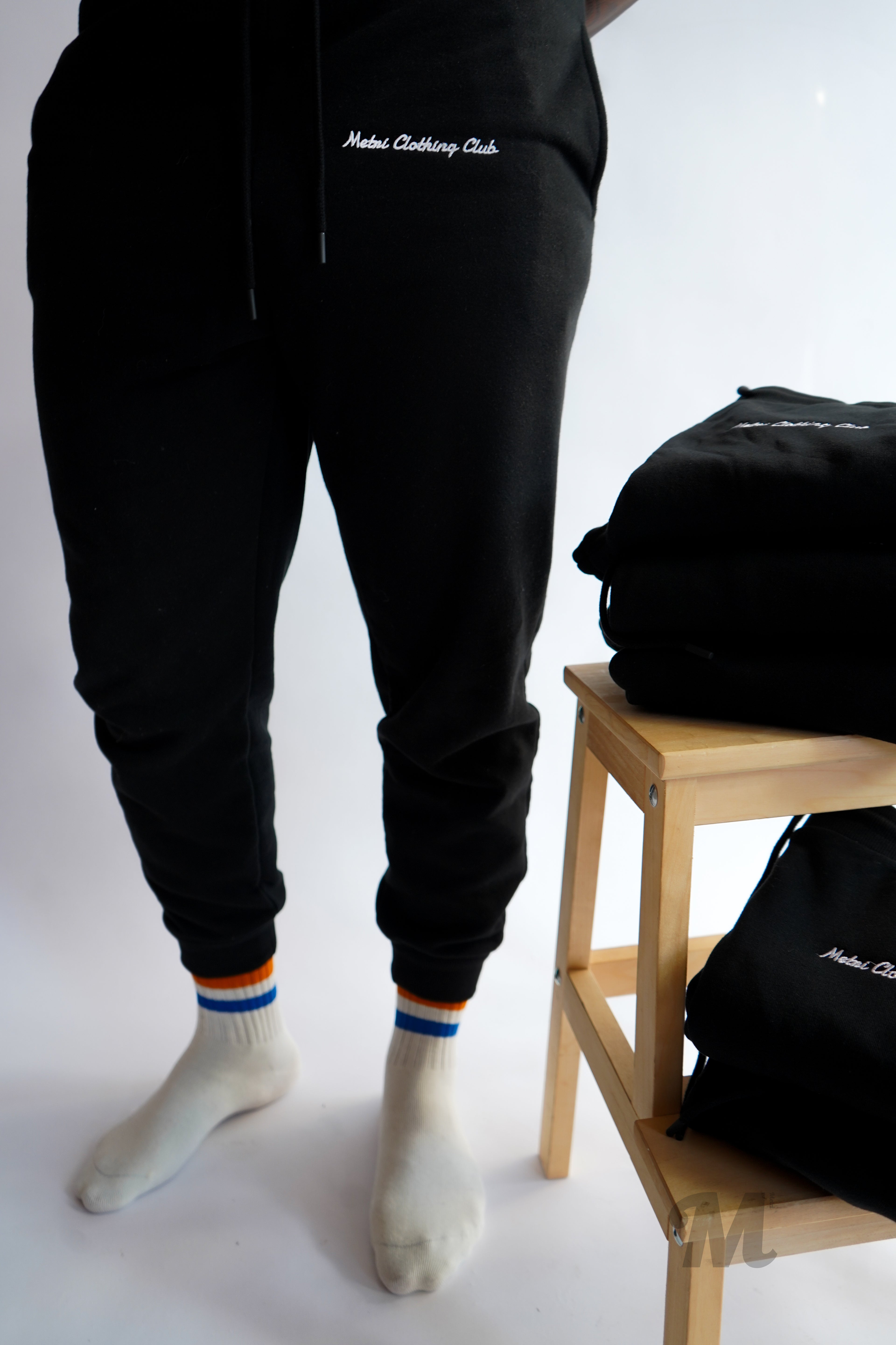Metri Sweatpants (Black)