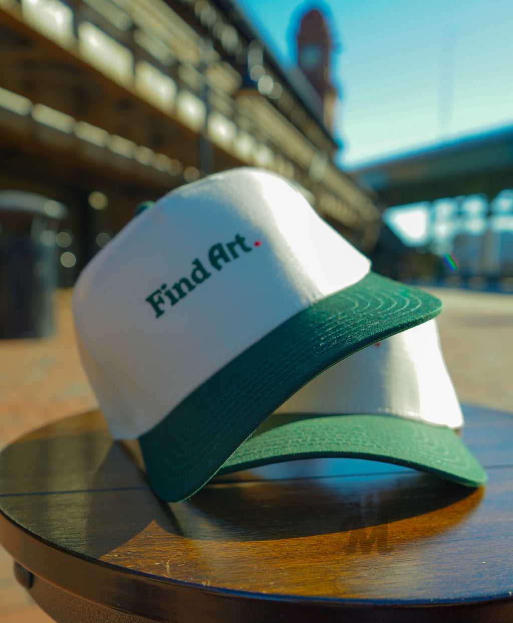 Find Art. (Neutral / Green)