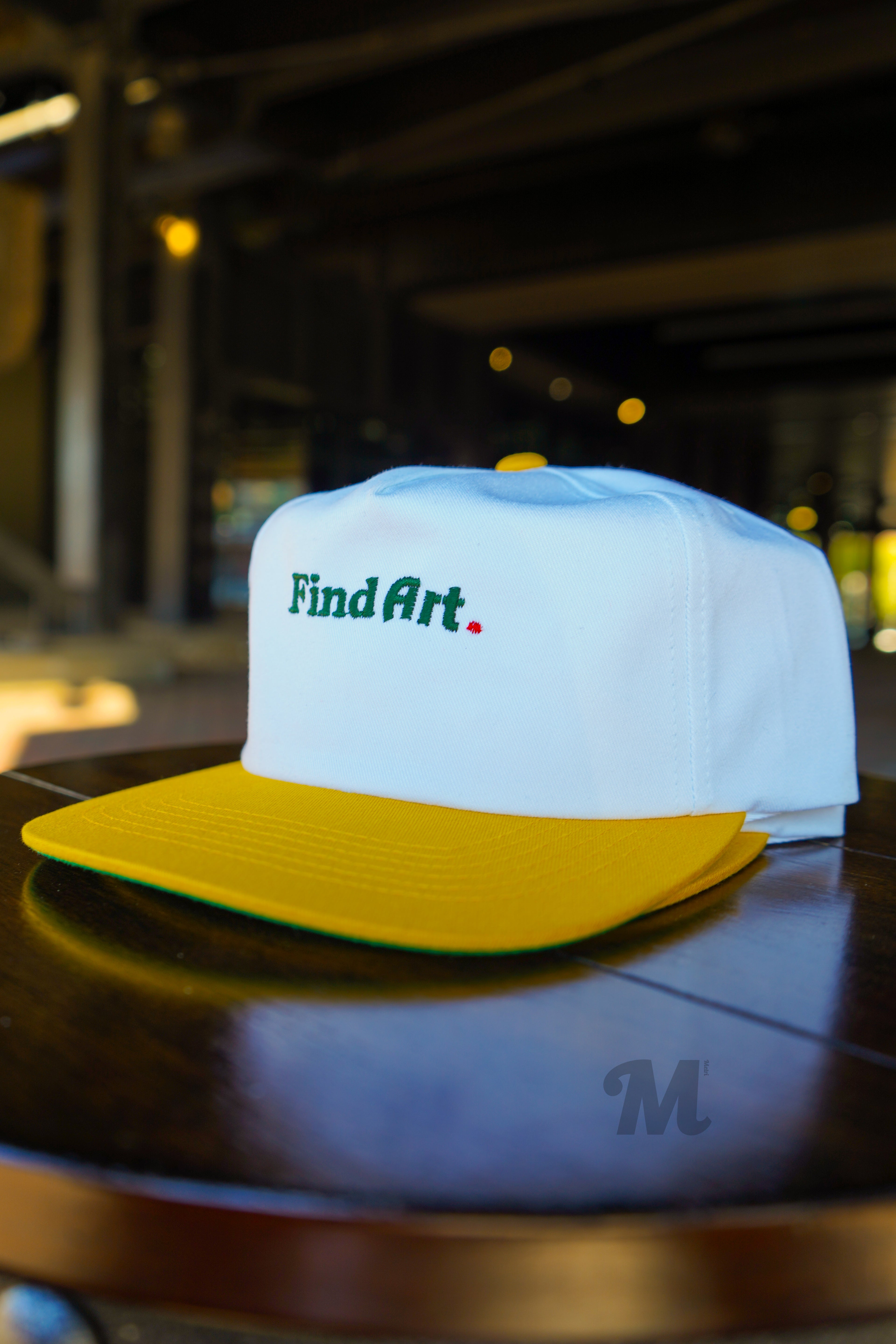 Find Art. (White/ Yellow)