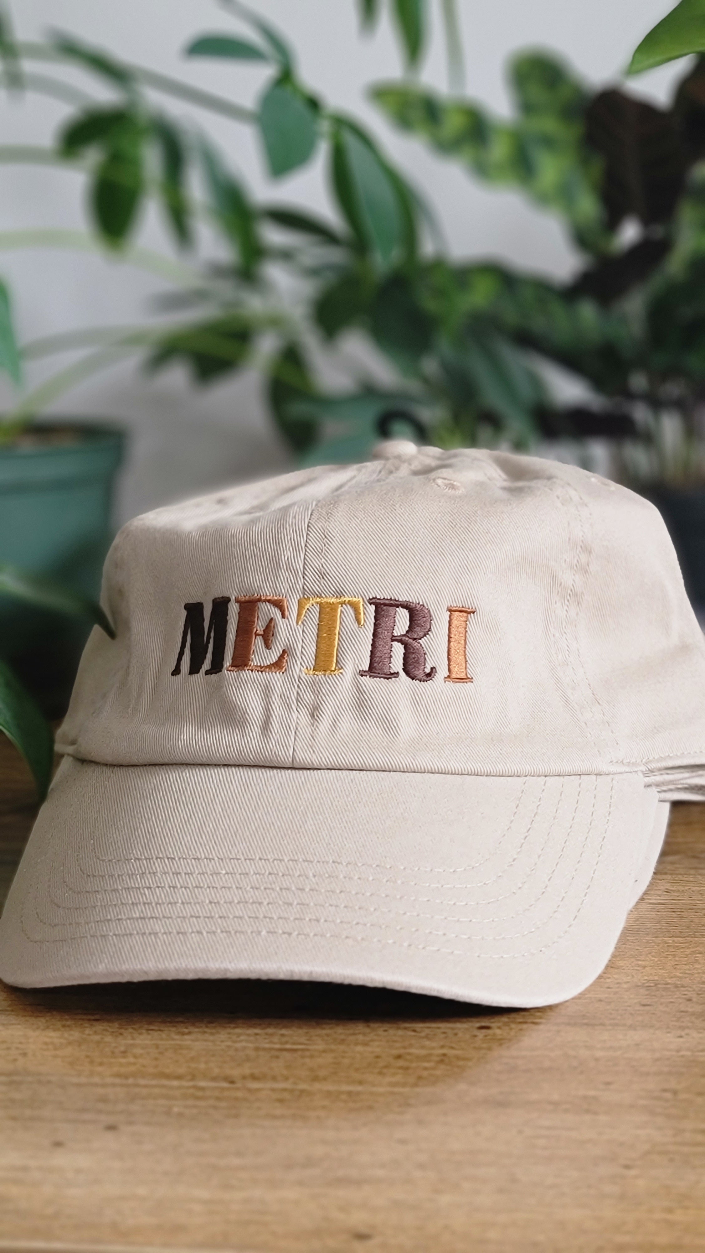 Metri Dad Hat: Sand