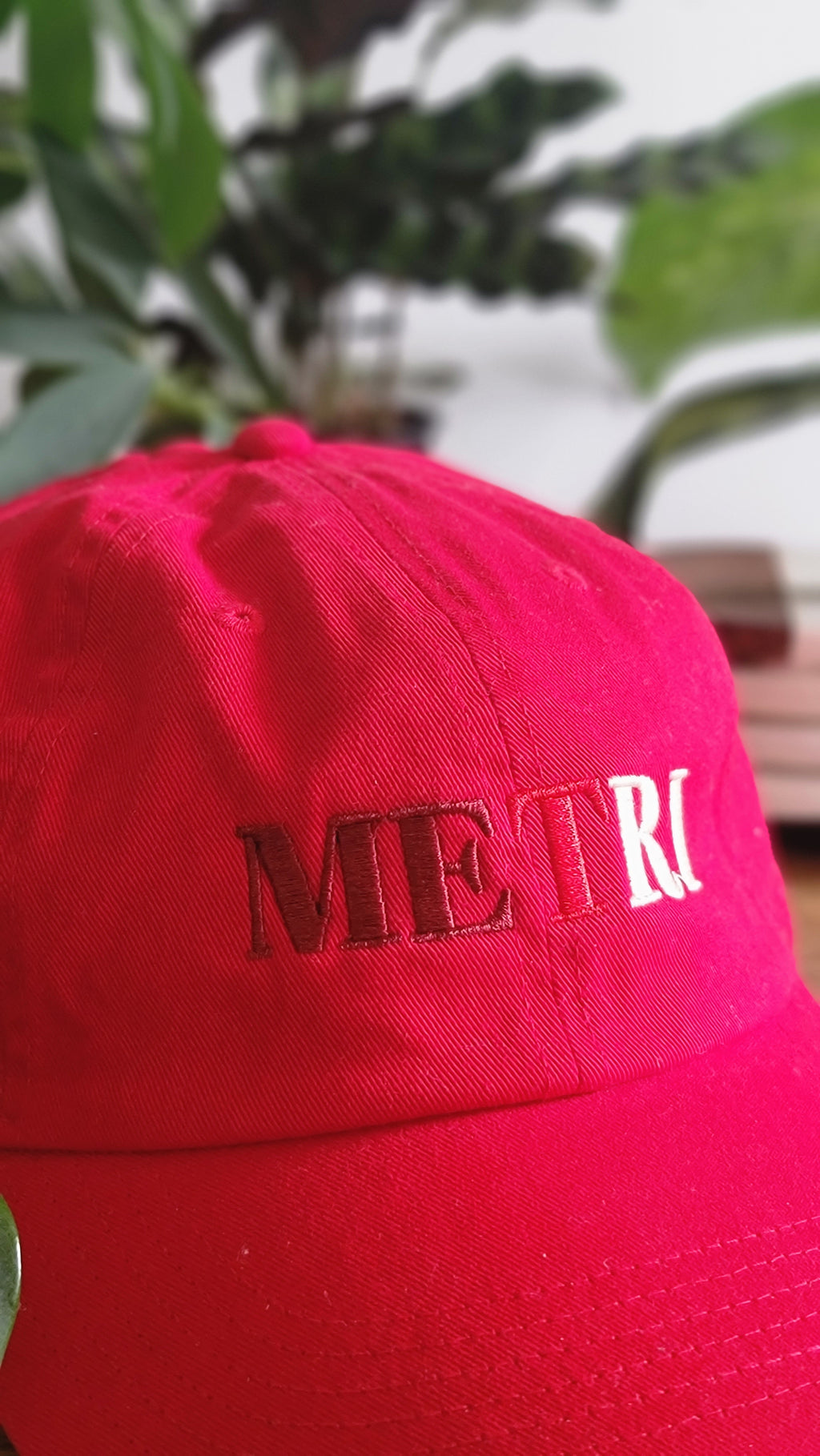 Metri Dad Hat: RedEye
