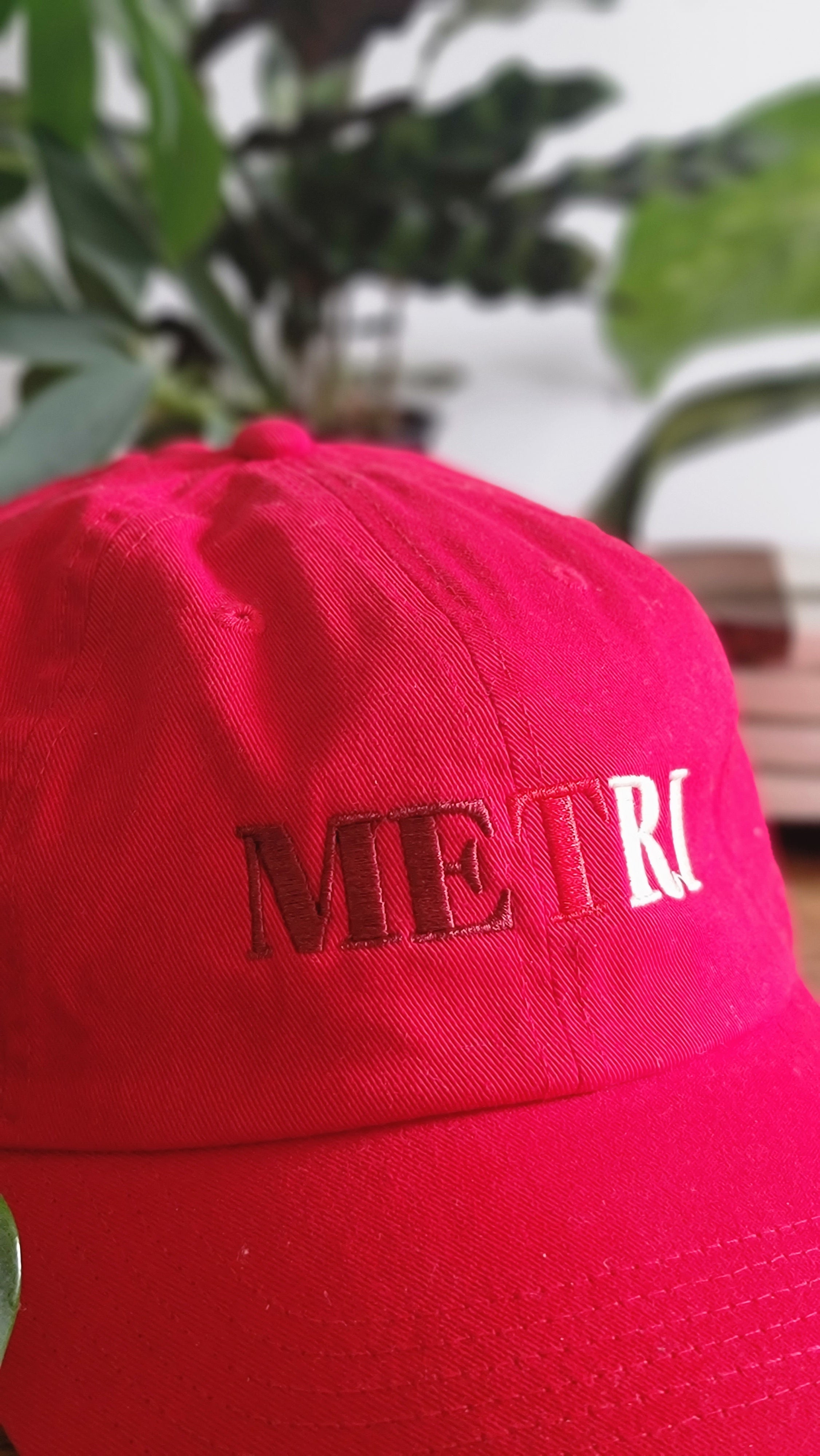 Metri Dad Hat: RedEye